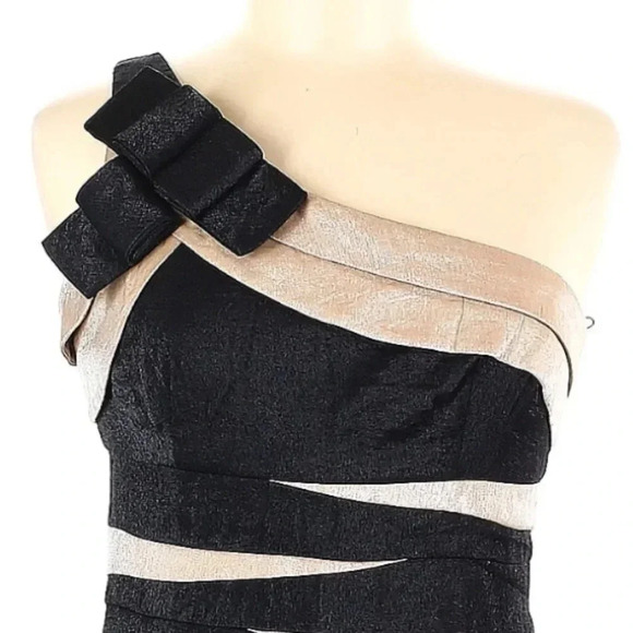 London Times Black & Shimmer Tan Bondage Holiday Bow One Shoulder Dress Size 6 S - Picture 5 of 5
